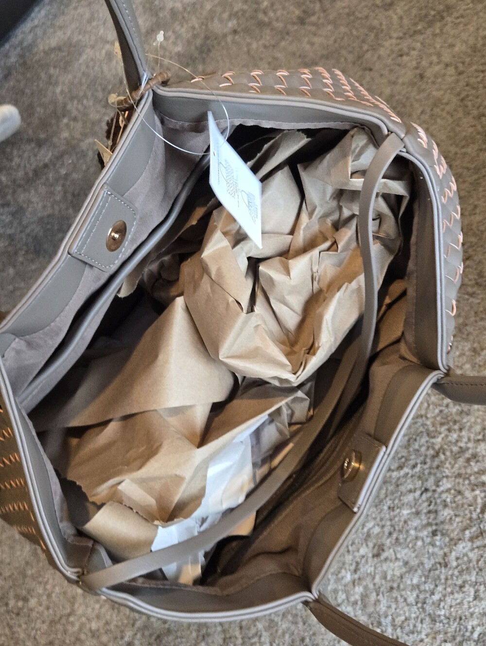 New Woven Tote Bag in Taupe With Keychain Charms Botega Inspired - Picture 9 of 9